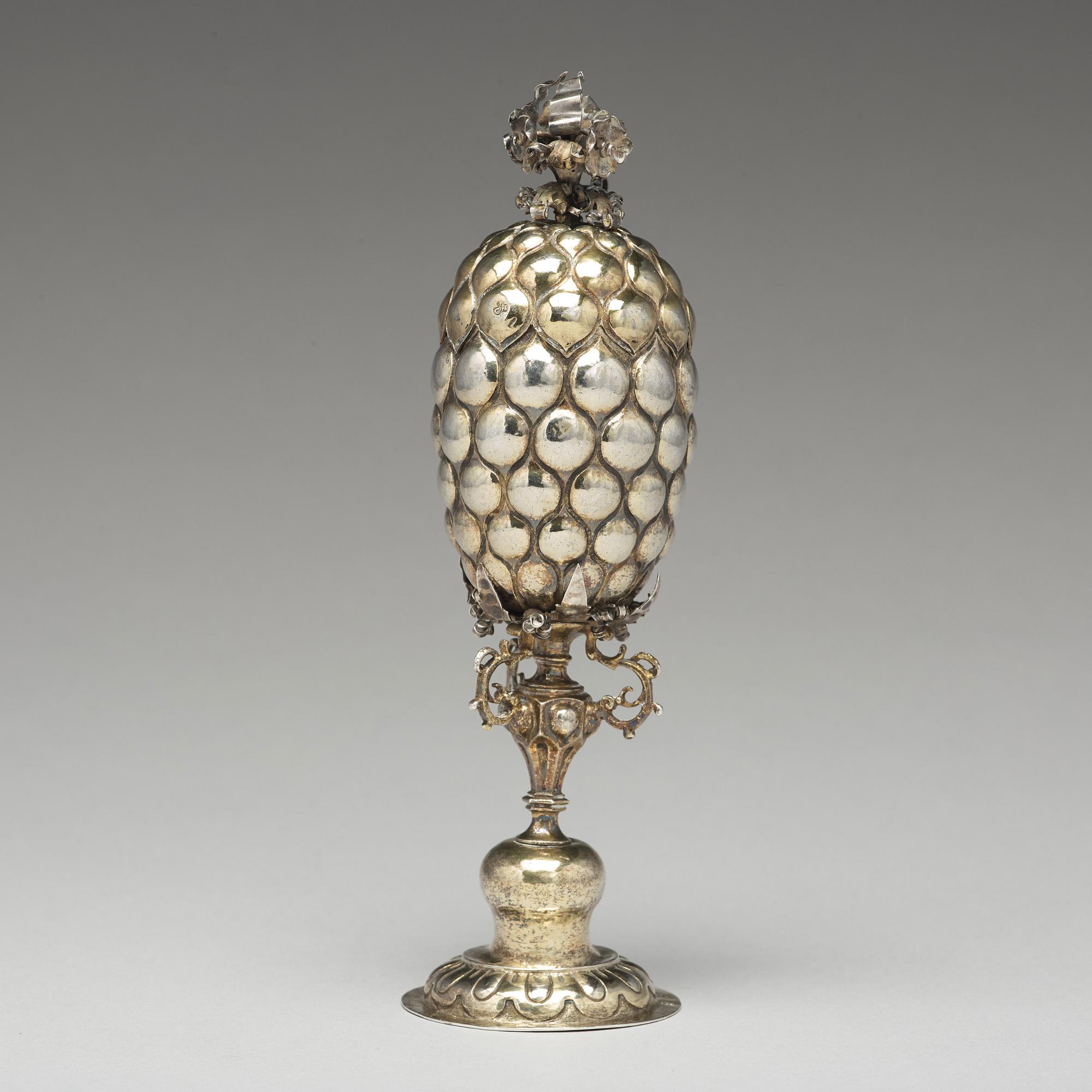 A Danzig 17th century silver-gilt grape cup, mark of Johann Gottfried Holl, Danzig (1678-1700).