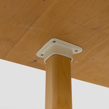 Alvar Aalto, ruokapöytä / neuvottelupöytä, malli 86, Artek, 1900-luvun loppu.