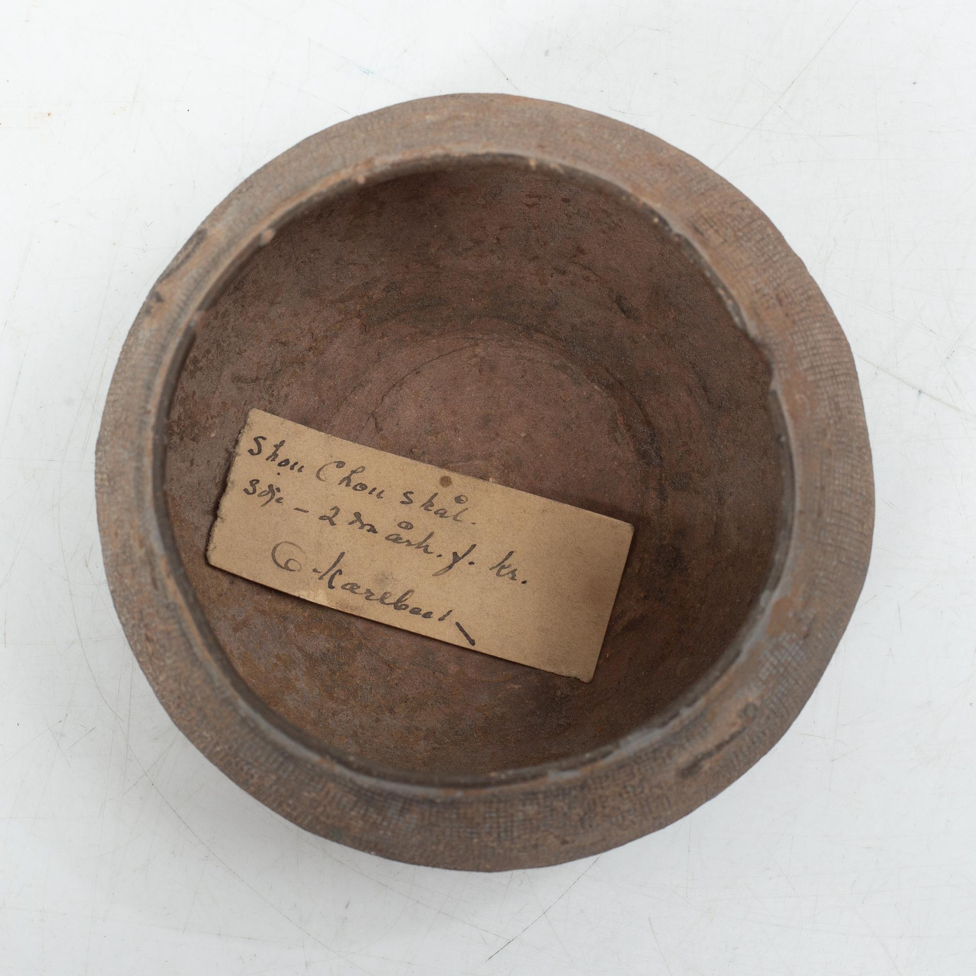 Skål, lergods. Kina, sen Zhoudynasti, omkring 300-200 f.Kr.