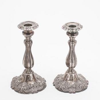 LJUSSTAKAR, ett par, nyrokoko, silver, 1849.