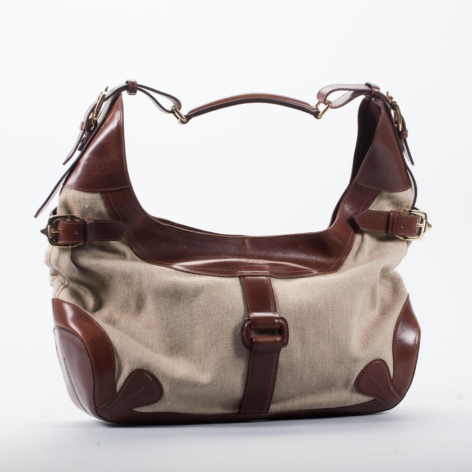 VÄSKA, Burberry.