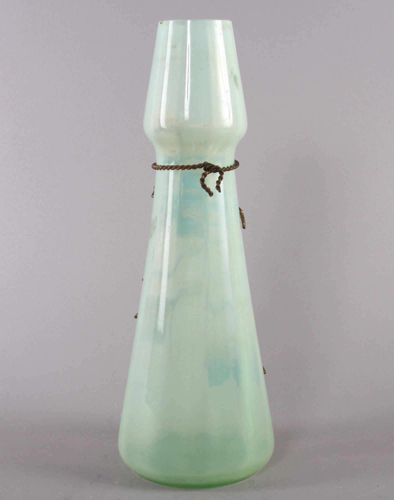 VAS, glas och metall, jugend, omkr 1900.