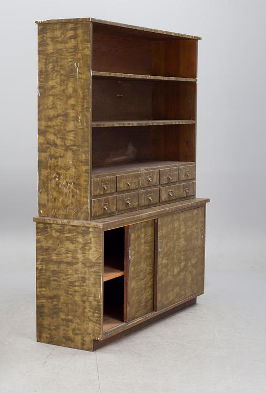 BUTIKSINREDNING, 2 delar, 1900-talets första hälft.