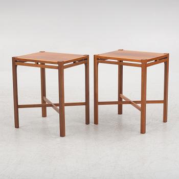 A pair of sidetables, model no 3323, second part of the 20th century.