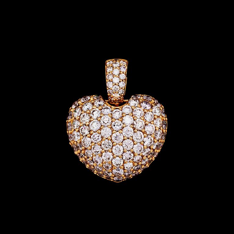 A brilliant cut diamond heart pendant, tot. 2.07 cts.