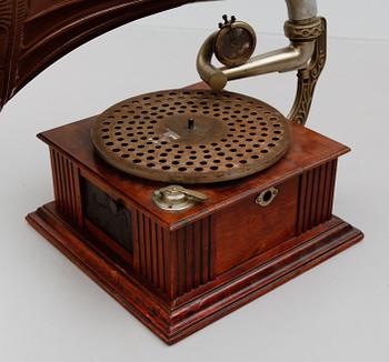 TRATTGRAMMOFON, tidigt 1900-tal.