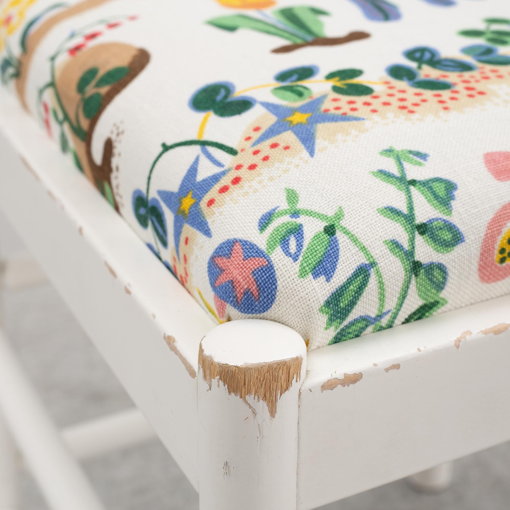 Josef Frank, forur model 2025 chairs, Firma Svenskt Tenn.