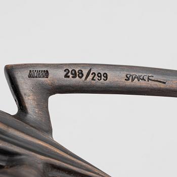 Philippe Starck, juice press, "Juicy Salif", Alessi.