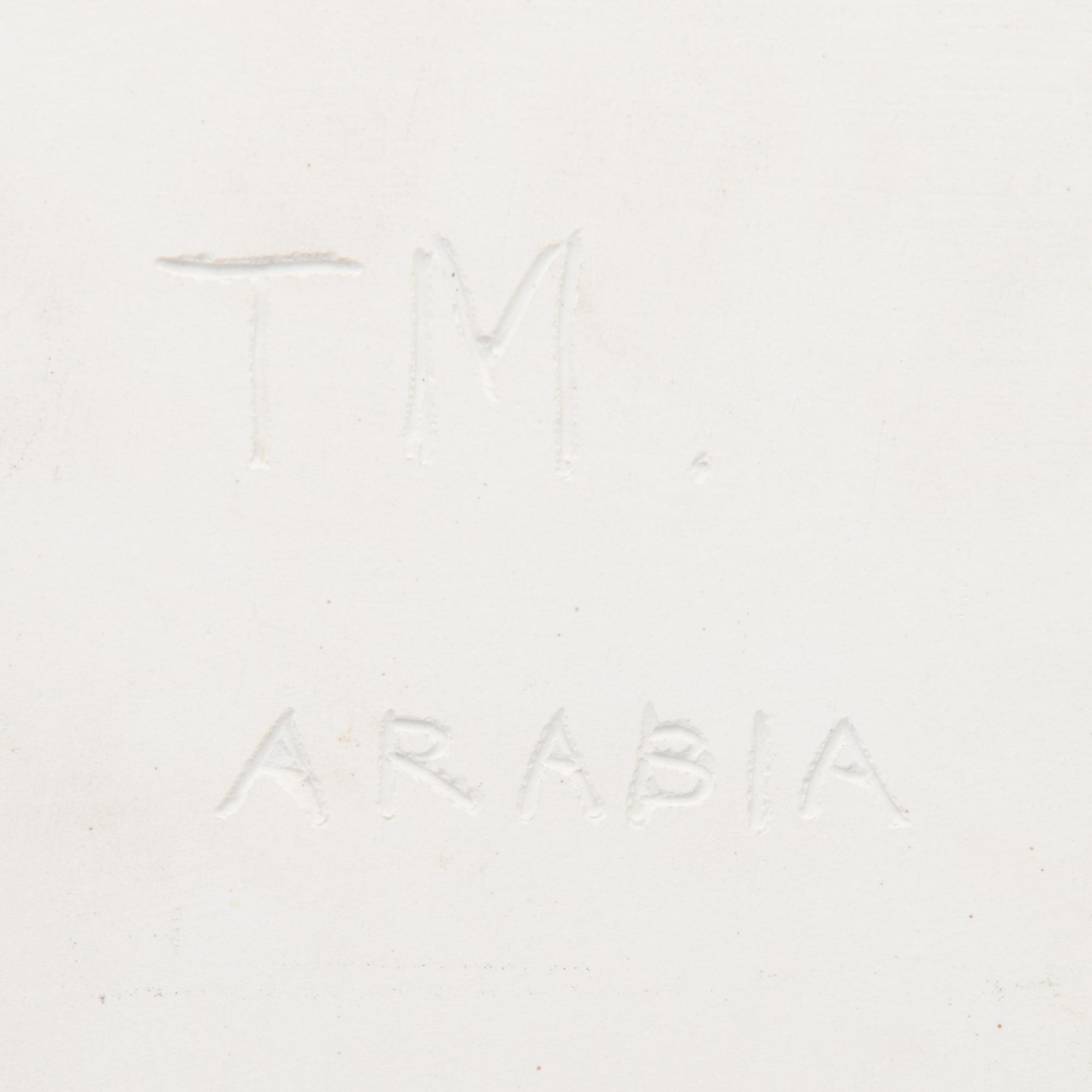 TOINI MUONA, VÄGGPLAKETT, Bladmotiv. Signerad TM Arabia.