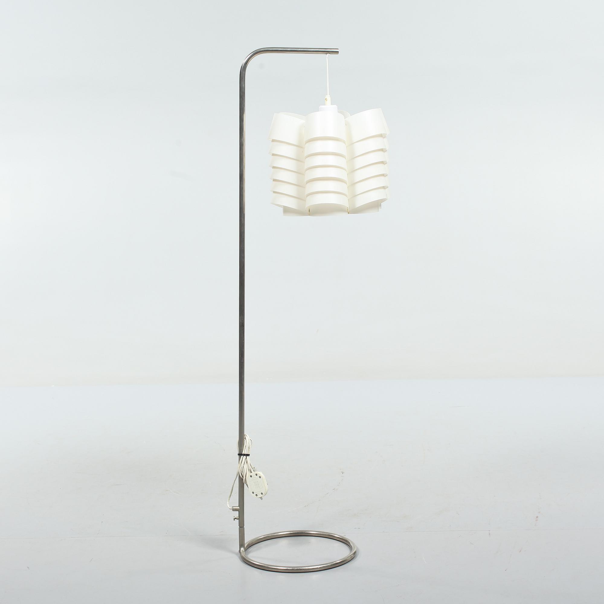GOLVLAMPA, 1900-talets andra hälft.