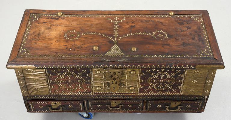 KISTA, troligen England, 1700-tal.