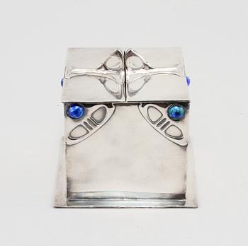 SKRIN, försilvrat tenn, Bitter & Gobbers, Metallwaren Fabrik (B&G Imperial), Krefeld, Tyskland, jugend, omkring 1900.