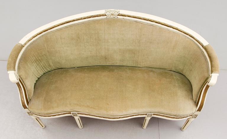 SOFFA, gustaviansk stil, 1900-talets första hälft.