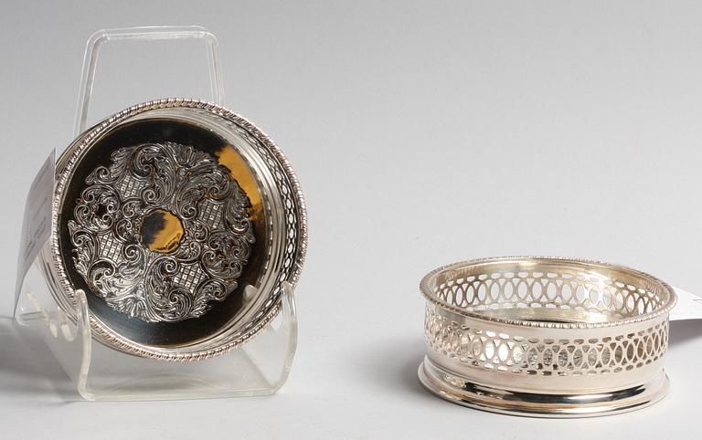 COASTERS, ett par, nysilver.