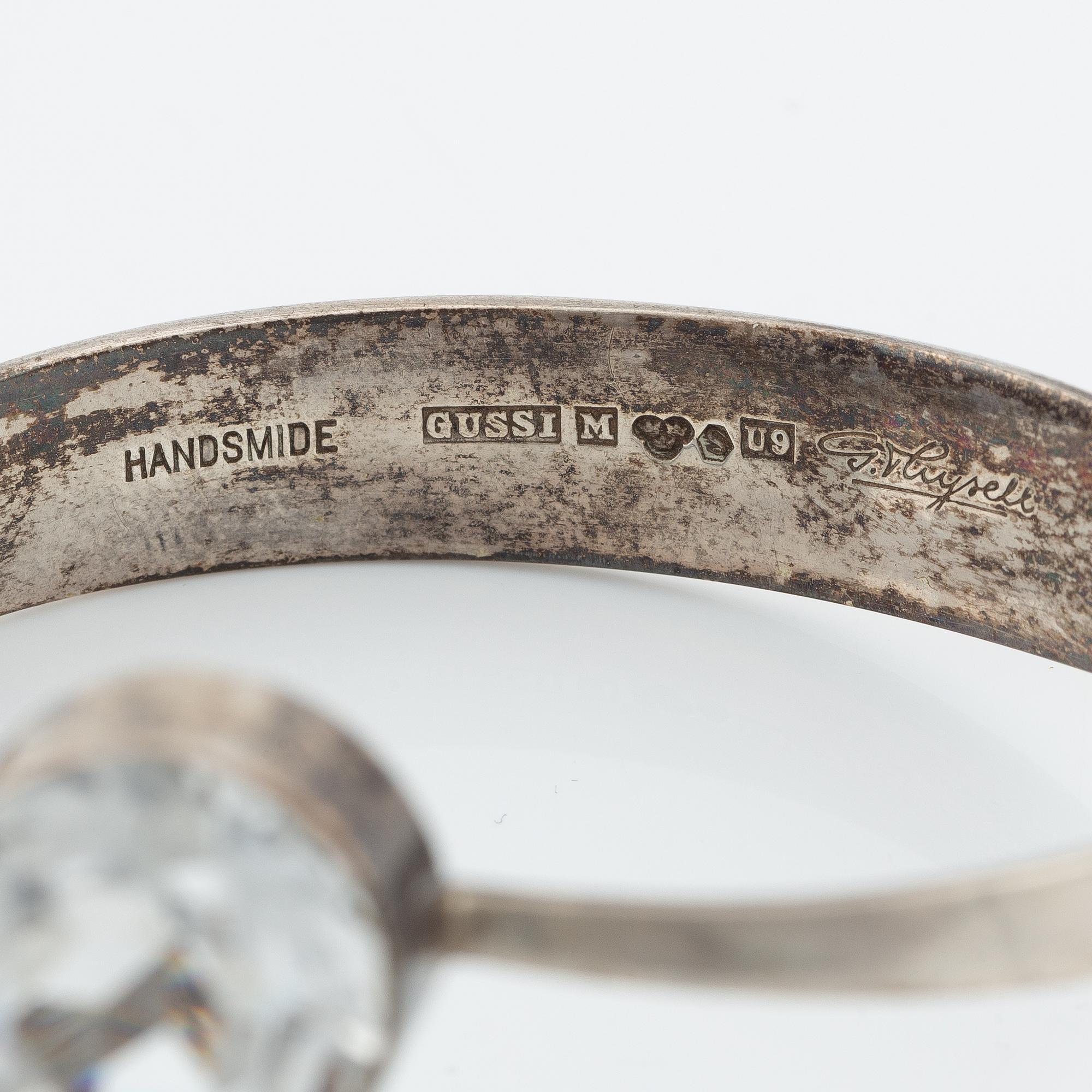 Necklace, bracelet, and a ring, silver with rock crystal, including pieces by Gert Thysell.