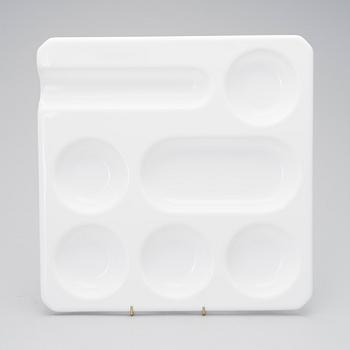 ALVAR AALTO, A COCKTAIL TRAY. Manufactured by Sanka, mid 1950s.