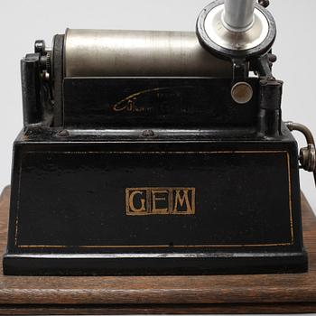 A phonograph from Edison, around the year 1900.