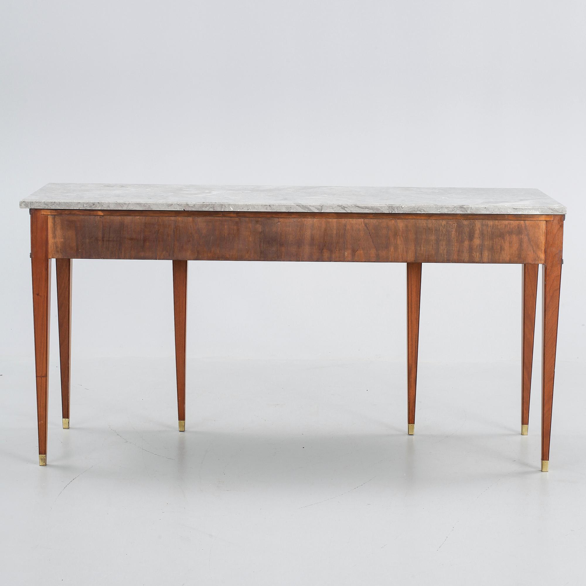 SIDEBOARD, Sengustaviansk stil, 1900-tal.
