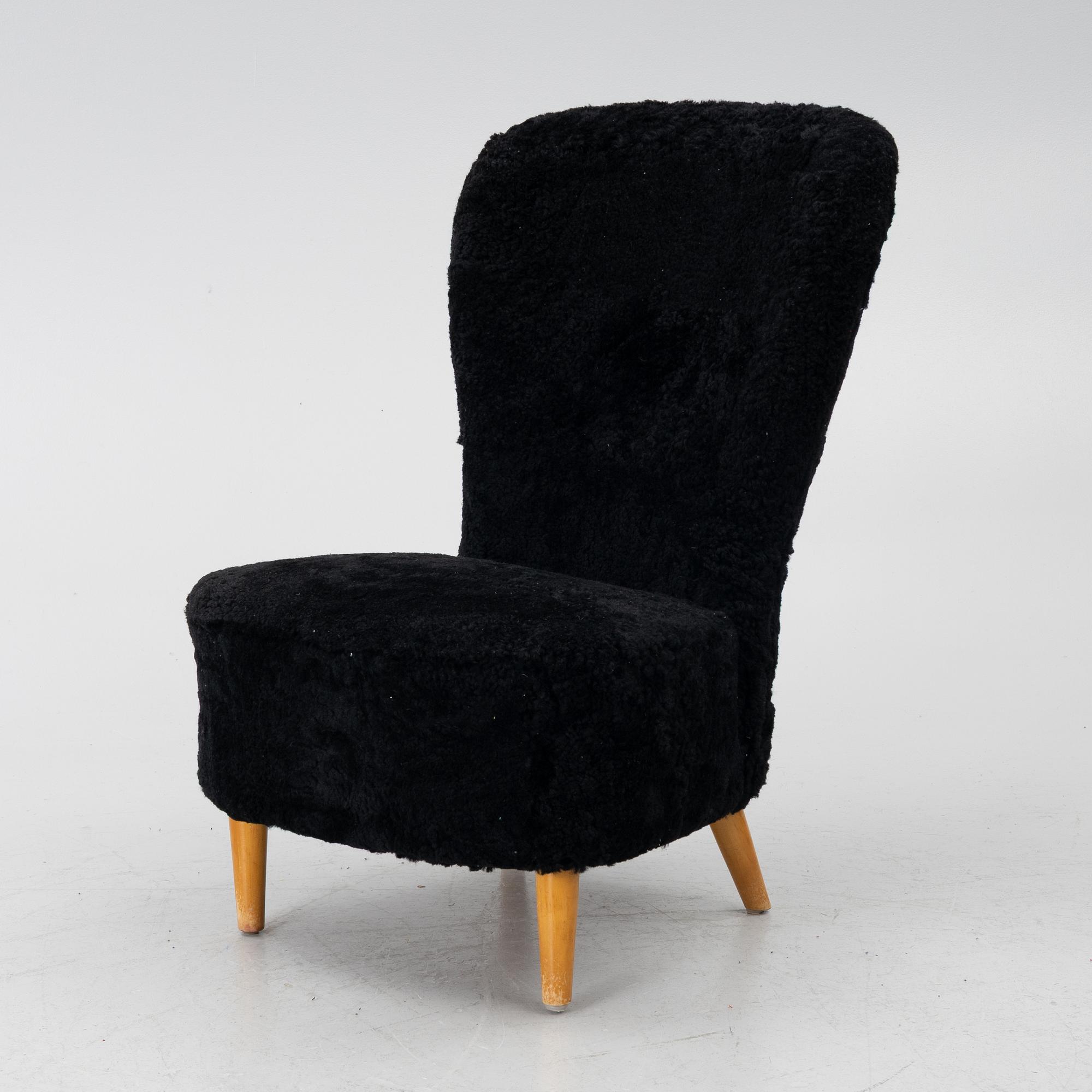 Armchair, mid-20th century.