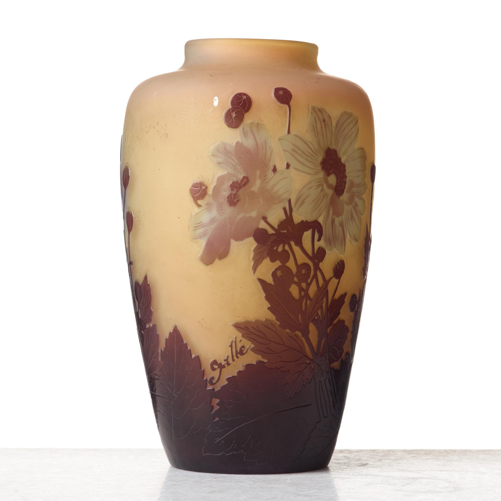 Emile Gallé: Keramik, Glas und Möbel des Émile Gallé Glass Vase | M.S. Rau