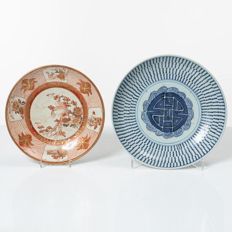 Six porcelain plates and dishes, Japan and China, 18th-19th century.