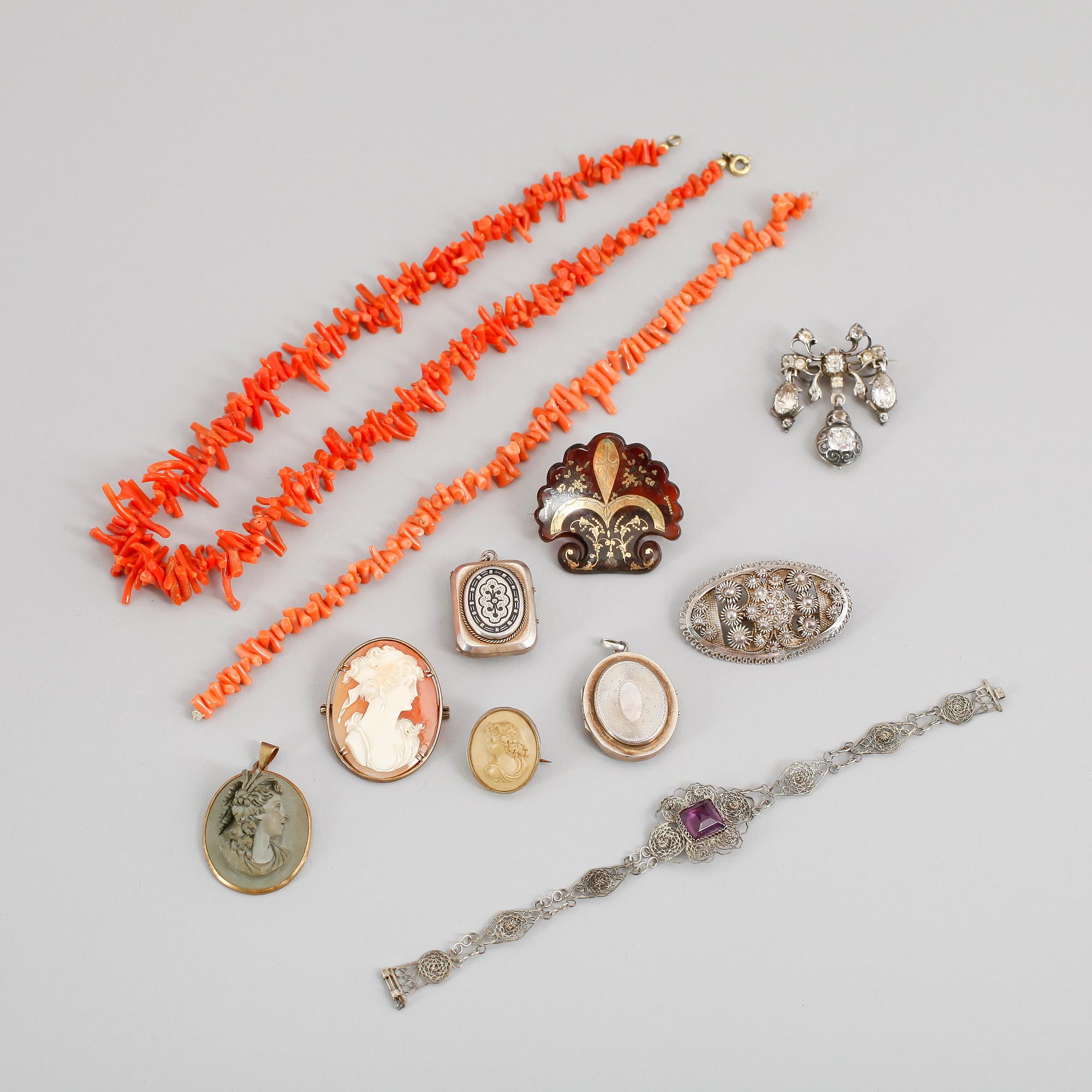 SAMLING SMYCKEN, 10 delar, 1800-/1900-tal.