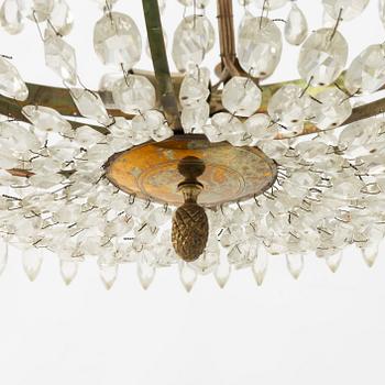 Chandelier, circa 1900, Gustavian style.