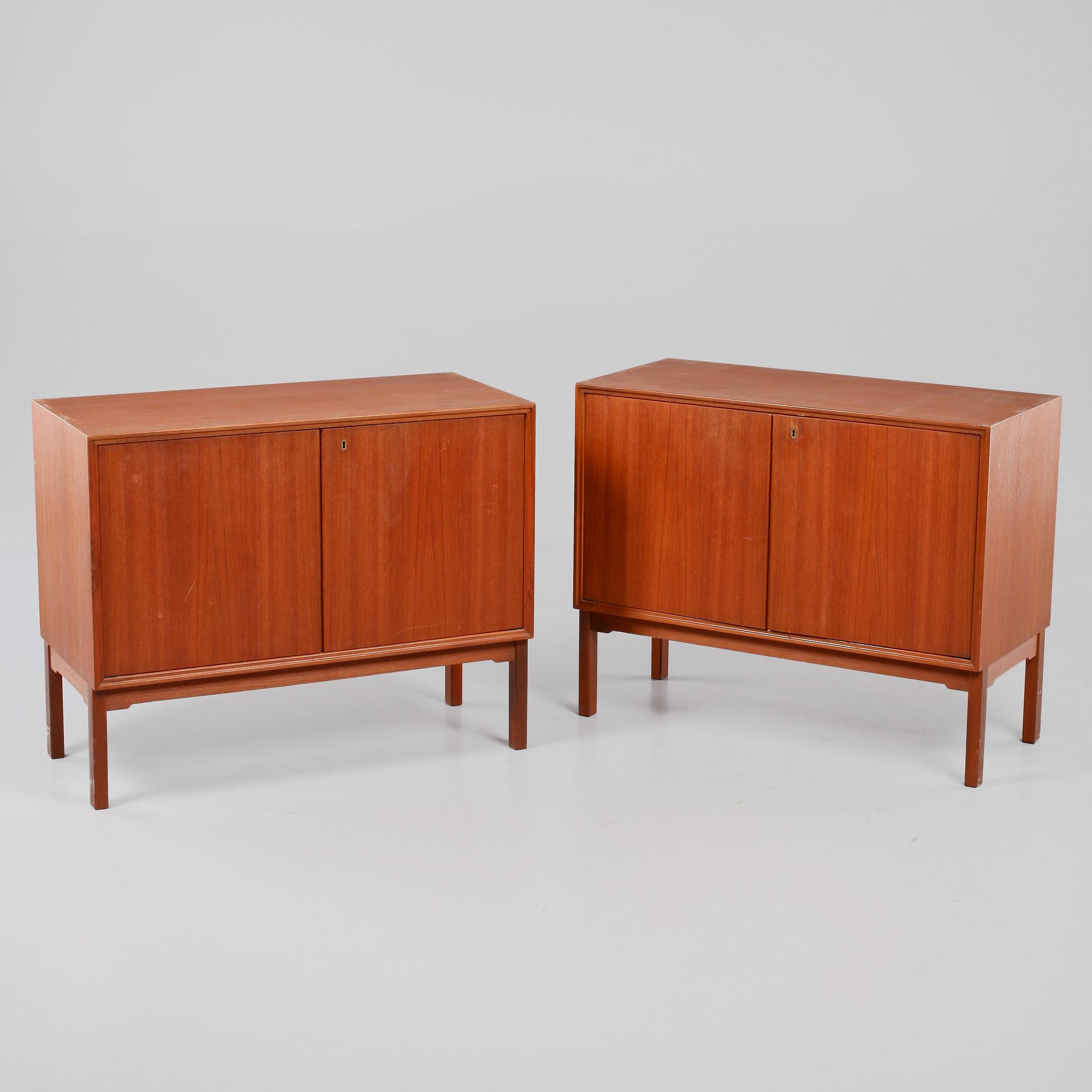 SIDEBOARDS, ett par, BOKHYLLEUPPSATSER, ett par, Sverige, 1950/1960-tal.