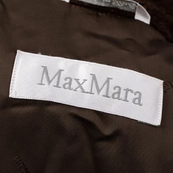 MAX MARA, a wool/cashmere coat, french size 40.