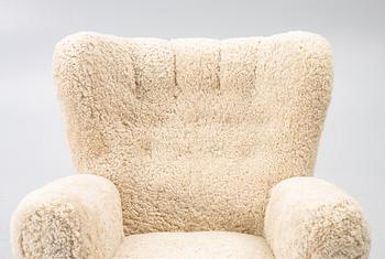 A Swedish Modern armchair, mid20th century.