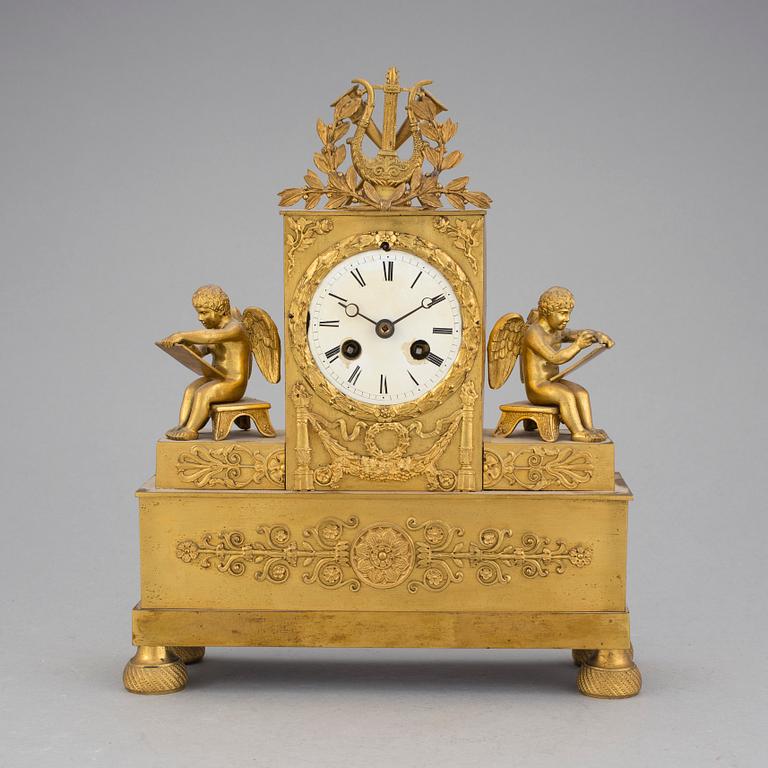 BORDSUR, empire, 1800-talets första hälft.