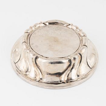 Ställ, silver, rokoko, 1700-tal,  möjligen Norge.