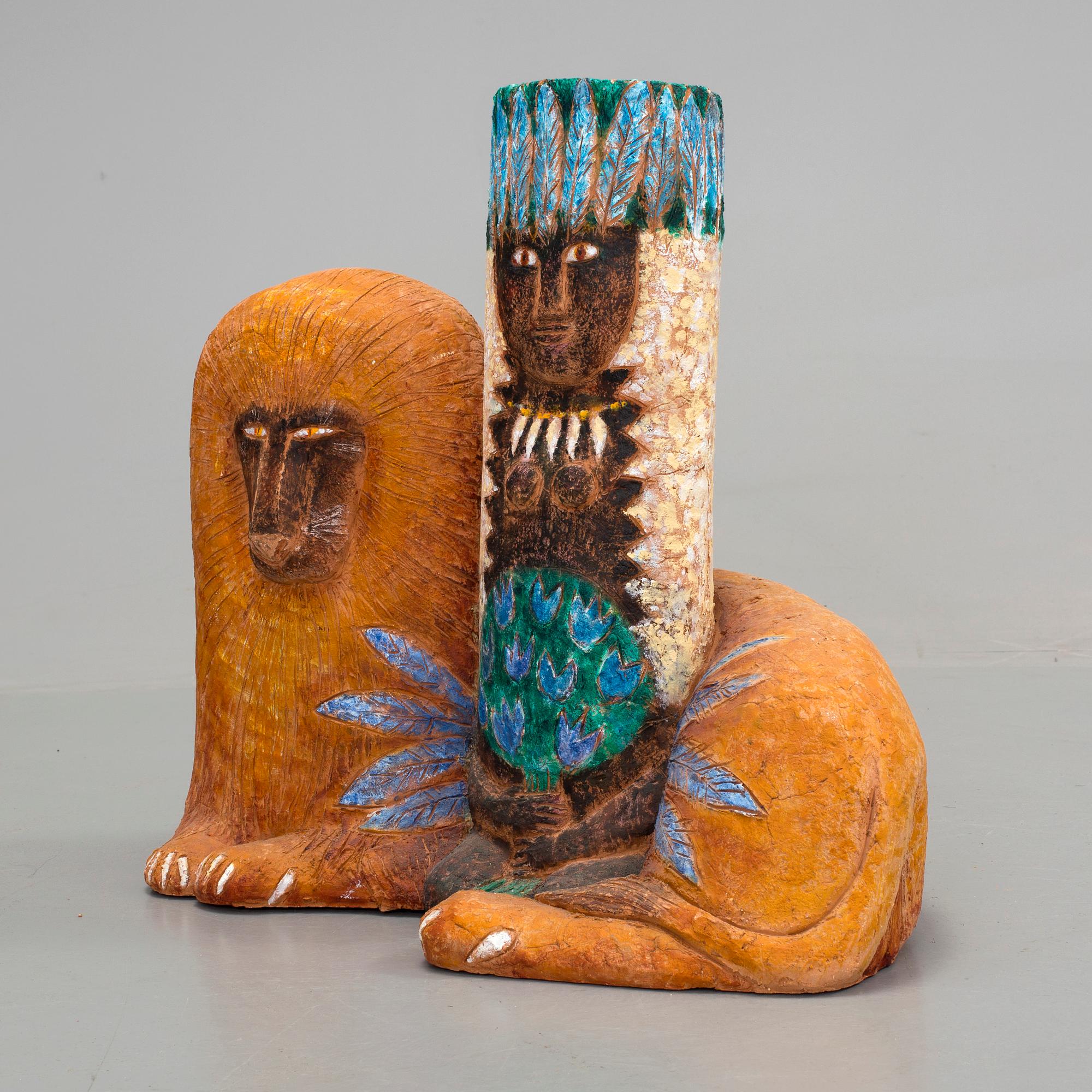 HELGA HENSCHEN, sculpture, signed.