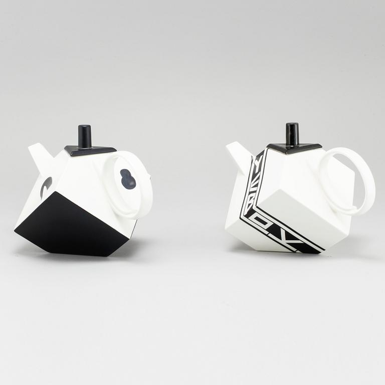 ROLF SINNEMARK, two "Cube" porcelain teapot for Rörstrand in the late 20th century.