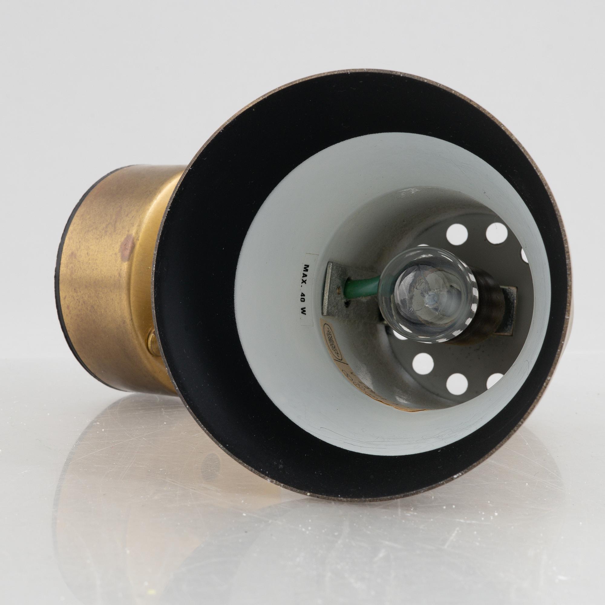 Hans-Agne Jakobsson, a model 239/2 wall lamp.