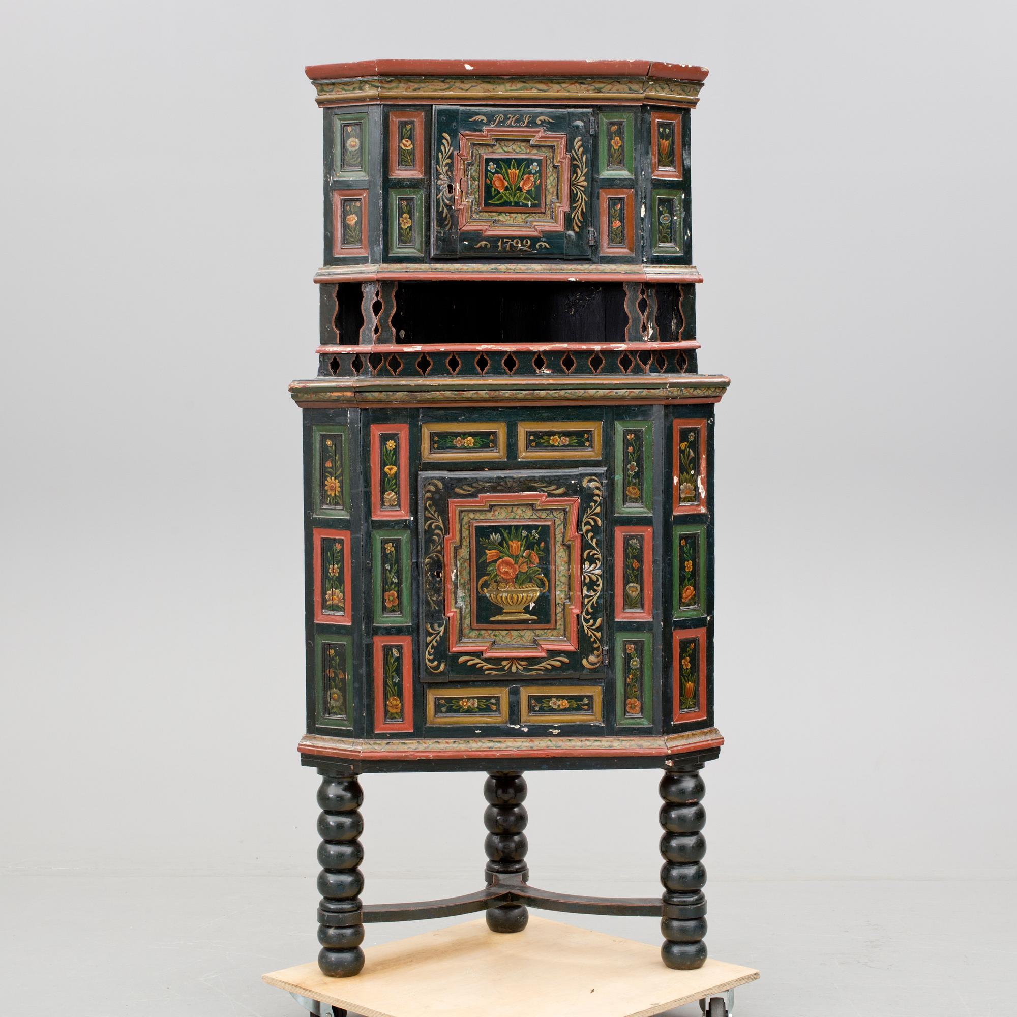 SKÅP, barock, 1700-tal, bär påskrift 1792.