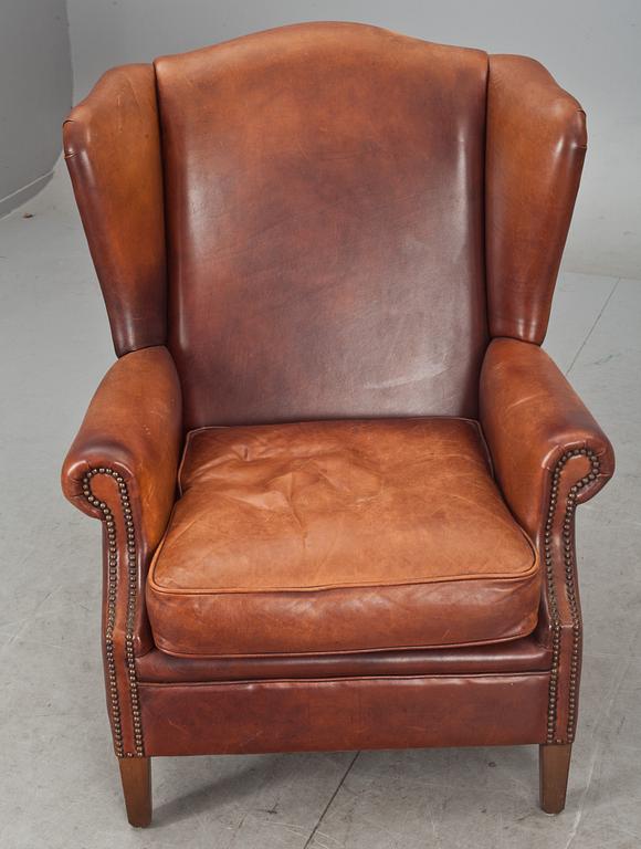 ÖRONLAPPSFÅTÖLJ, 1900-talets andra hälft.