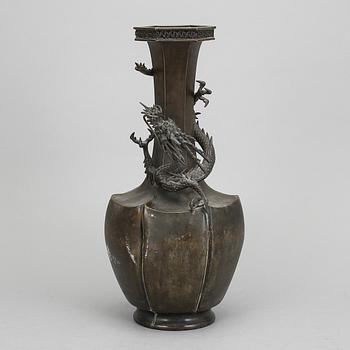 VAS, brons, Japan, Meiji, (1868-1912).