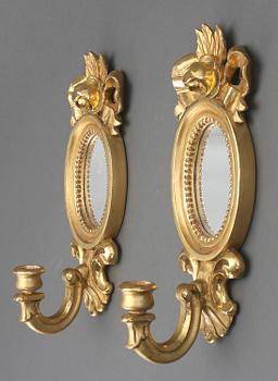 SPEGELLAMPETTER, ett par, gustaviansk stil, 1900-tal.