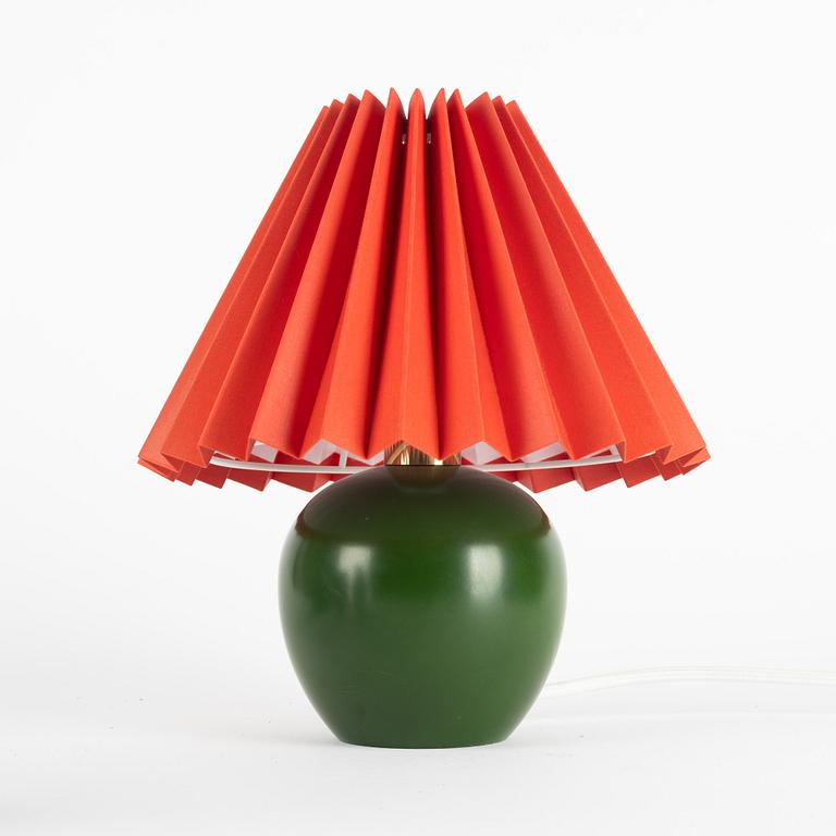 Josef Frank, bordslampa, modell 2575, Firma Svenskt Tenn.