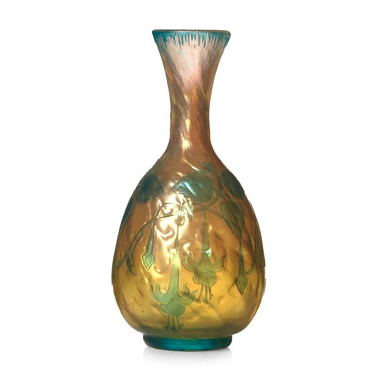 Cristallerie de Pantin Stv & C, an Art Nouveau cameo glass vase, France circa 1900.