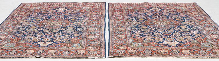 A pair of antique Keshan rugs, central persia, c. 205 x 137 cm.