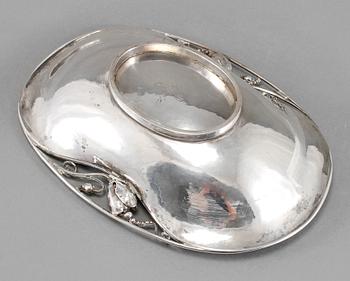 Georg Jensen, skålfat,  "Magnolia/Blossom", Köpenhamn, 1918,