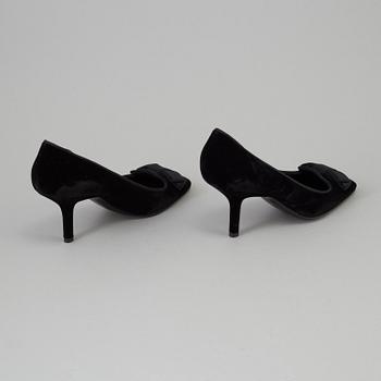 YVES SAINT LAURENT, pumps, storlek 39.5.