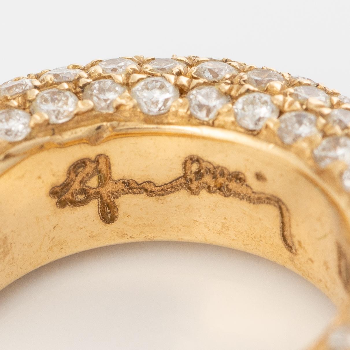 Efva Attling, örhängen, ett par, "Million Stars Creol", 18K guld med briljantslipade diamanter.