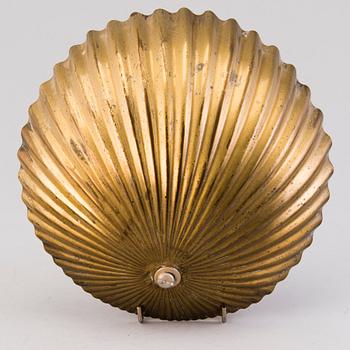PAAVO TYNELL, BORDSLAMPA. Snäcka. Tillverkad av Taito Oy. Formgiven 1938/39.