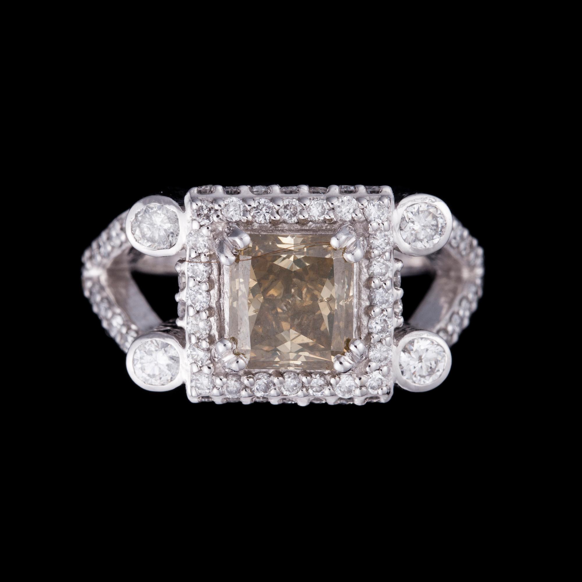 RING, 9K guld, färgad diamant, diamanter. Vikt ca 5,8 g.