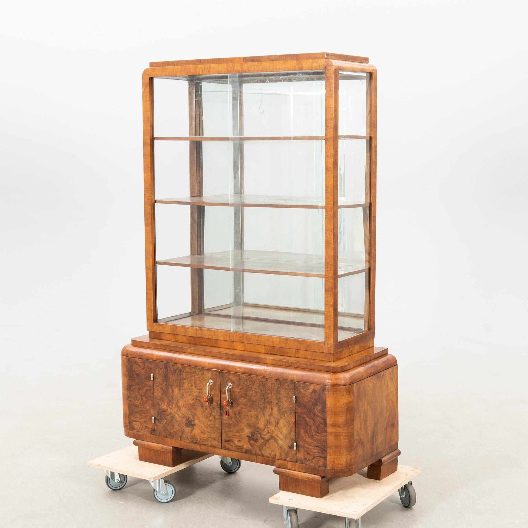 Display cabinet Art Deco first half of the 20th century.