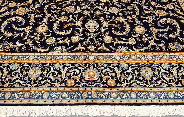 A Keshan carpet, c. 450 x 322 cm.