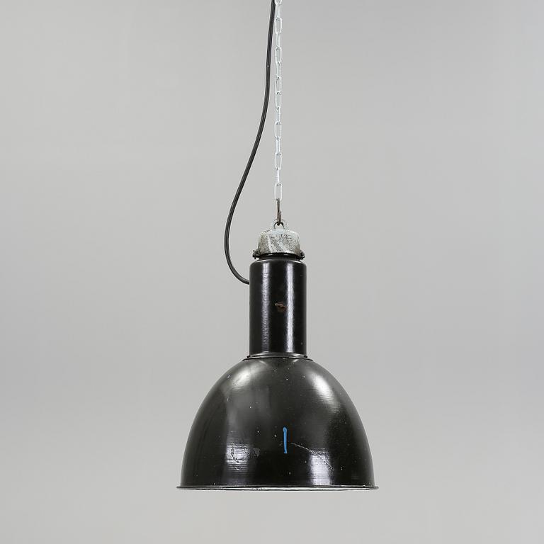 TAKLAMPA, Industri, 1900-tal.